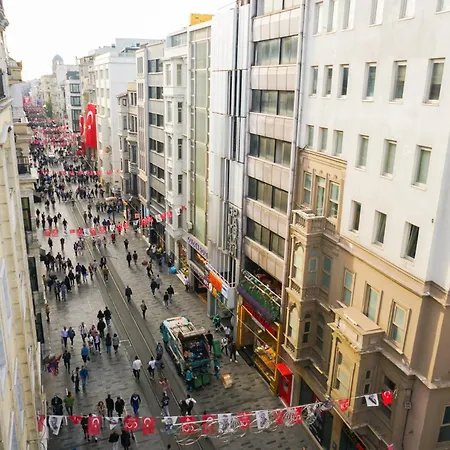 Triada Taksim - Special Category Hotel Istambul