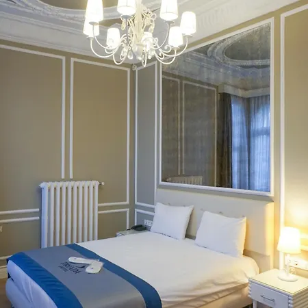 Ξενοδοχείο Triada Taksim - Special Category 4*
