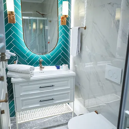 Triada Taksim - Special Category 4*