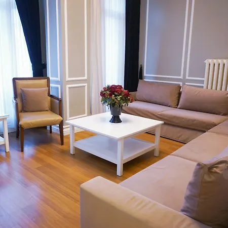 Triada Taksim - Special Category 4*
