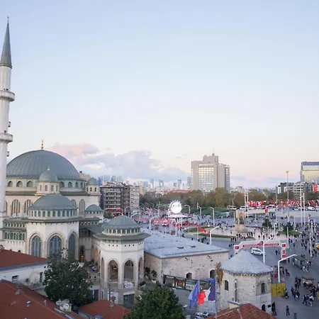 Triada Taksim - Special Category 4*