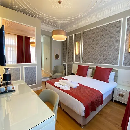 Hotel Triada Taksim - Special Category 4*