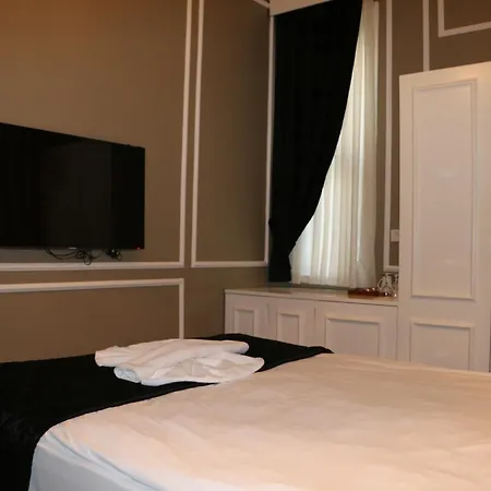 Triada Taksim - Special Category