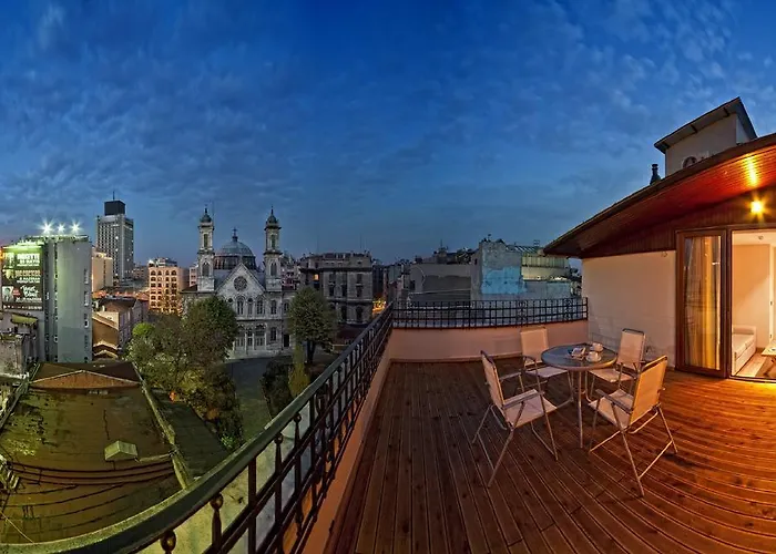 Triada Taksim - Special Category Istambul