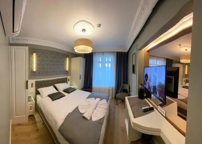 Hotel Triada Taksim - Special Category 4*