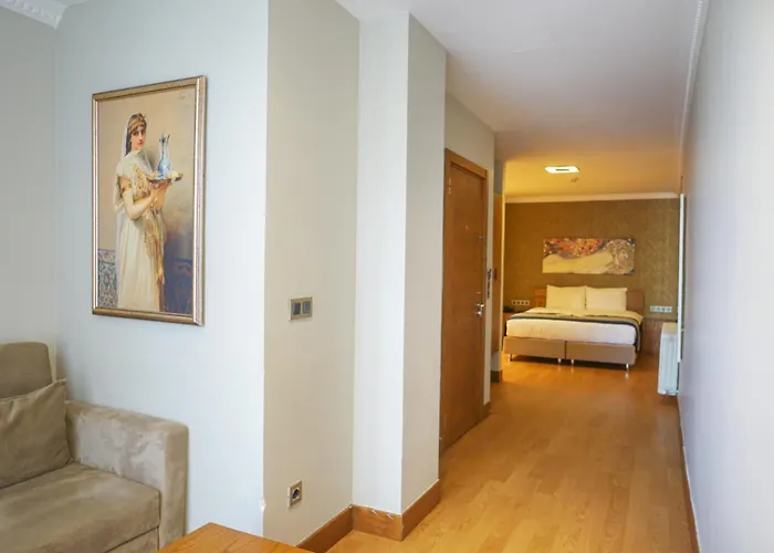 Triada Taksim - Special Category Hotel