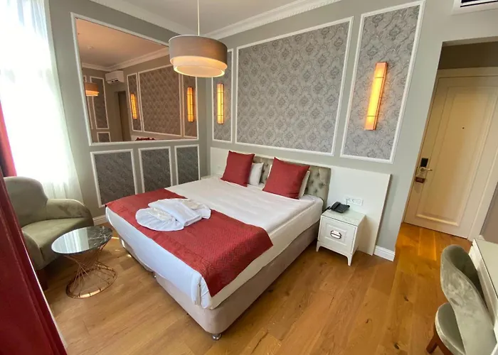 Triada Taksim - Special Category Hotel Istambul