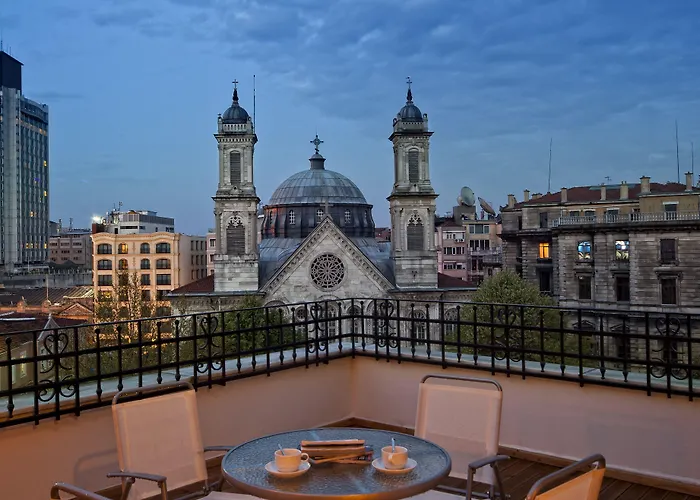 トリアダ タクシム スペシャル カテゴリー ホテル 4*