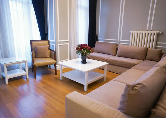 Triada Taksim - Special Category 4*